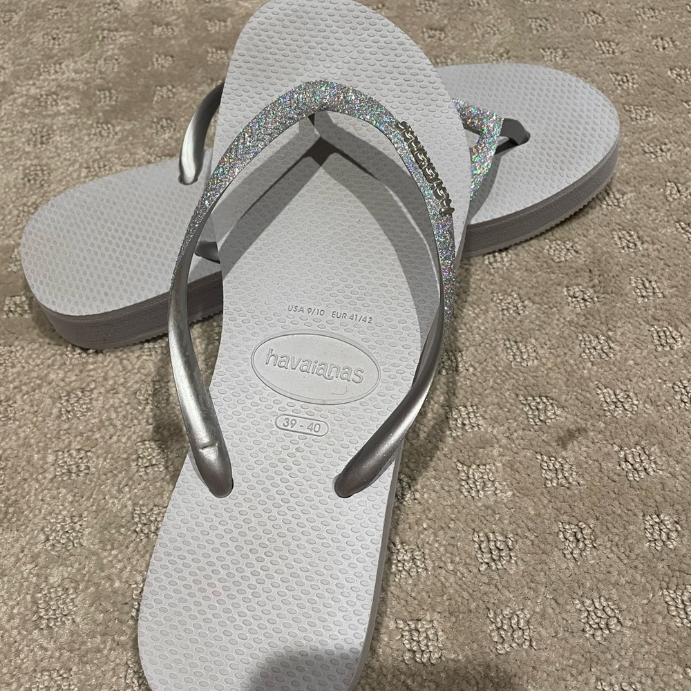 Silver havaianas sandals